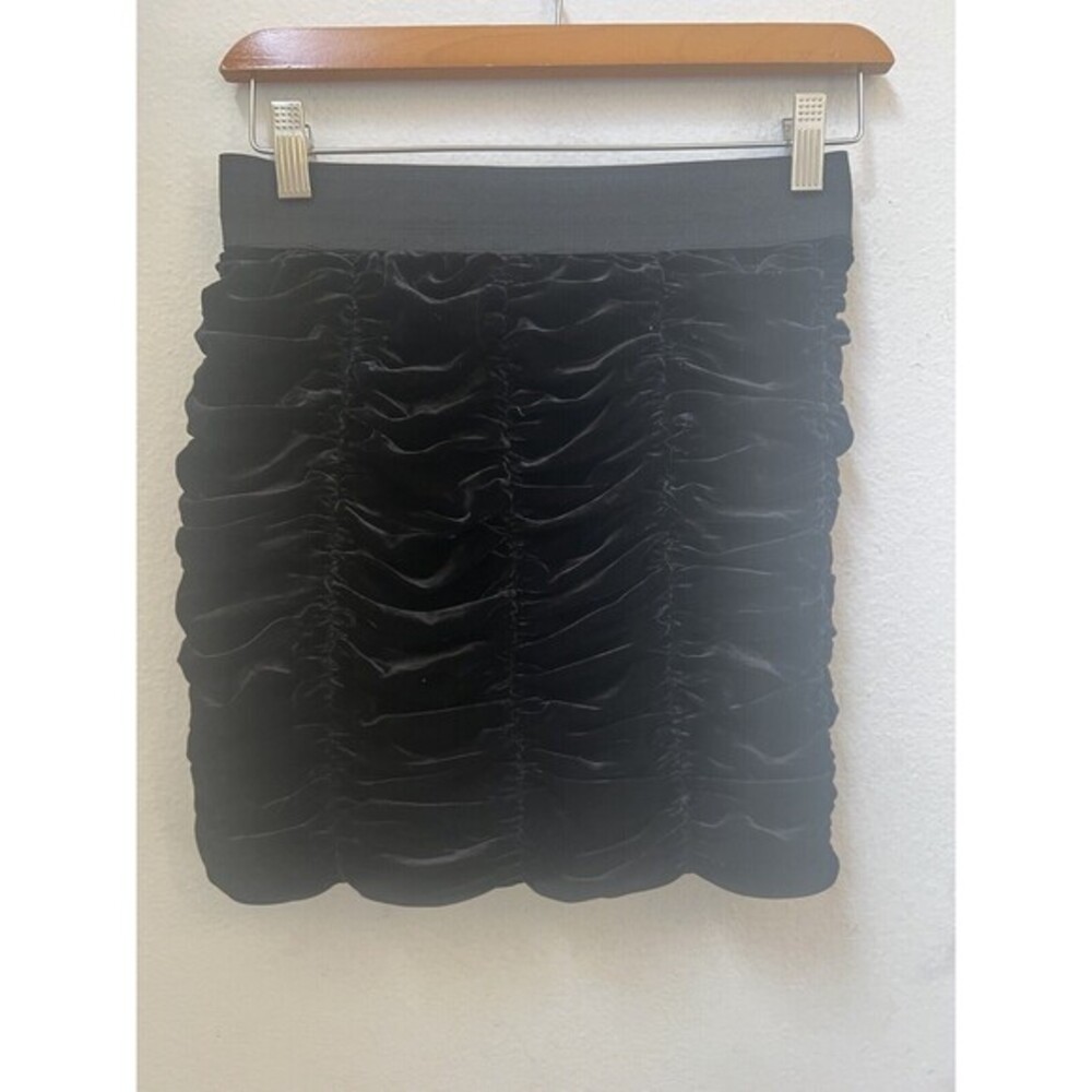 NWT TFNC LONDON BLACK MINI SKIRT M (L4)